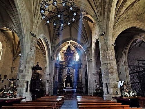 colegiata de ampudia, interior