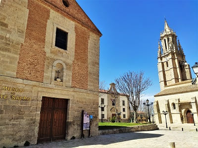 colegiata de ampudia y plaza mayor