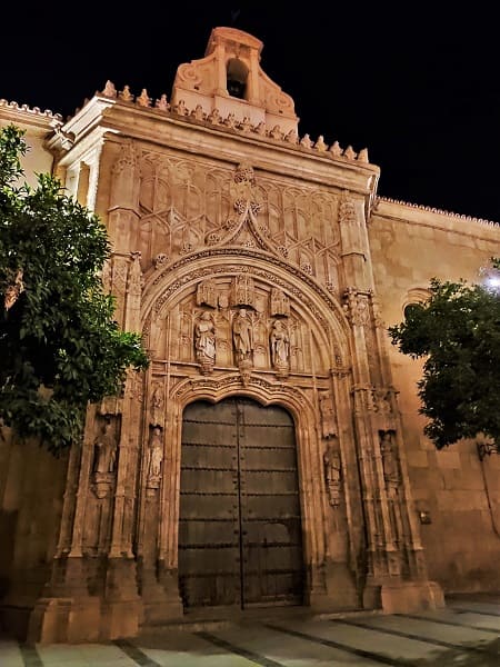 hospital san sebastian, palacio congresos, Cordoba noche