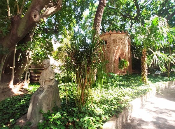 jardines de palacio orleans, san lucar barrameda