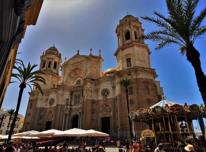 fachada catedral de cadiz