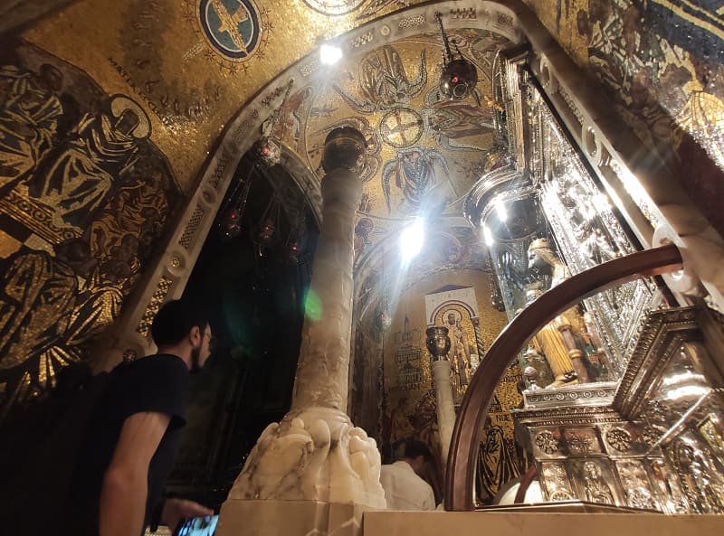 talla de la virgen de Monserrat