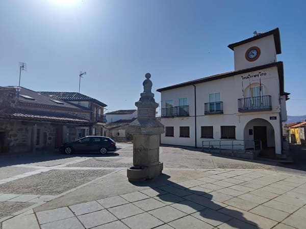 plaza Mayor de Muñana