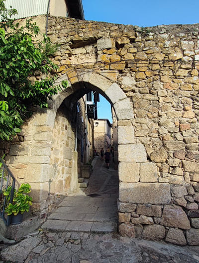 arco de la muralla, Miranda del Castañar