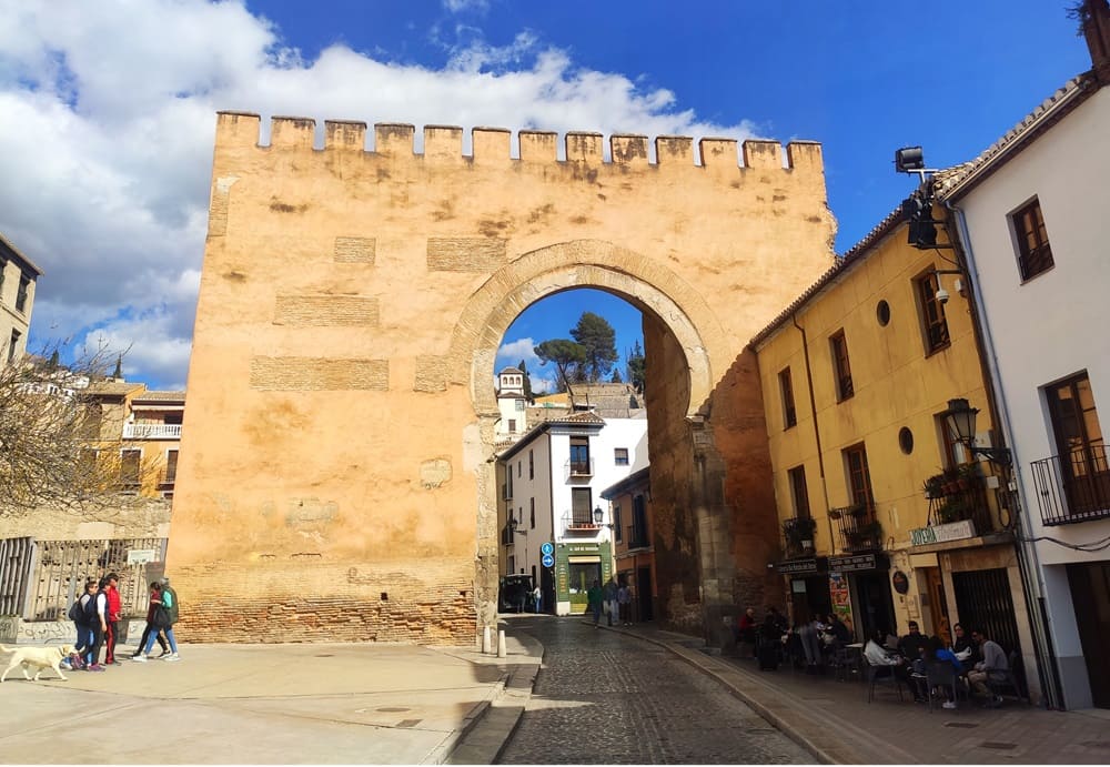 Arco de Elvira, Granada