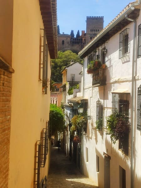 calle proxima darro, Granada