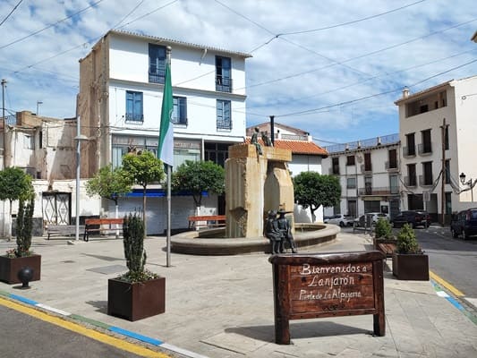 Plaza del Ayuntamiento, Lanjaron