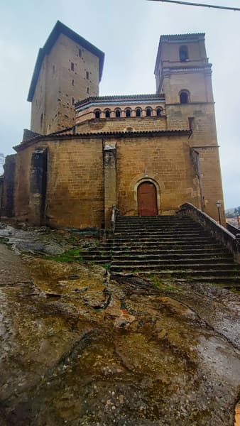 castillo-Iglesia de san Martin, Biel