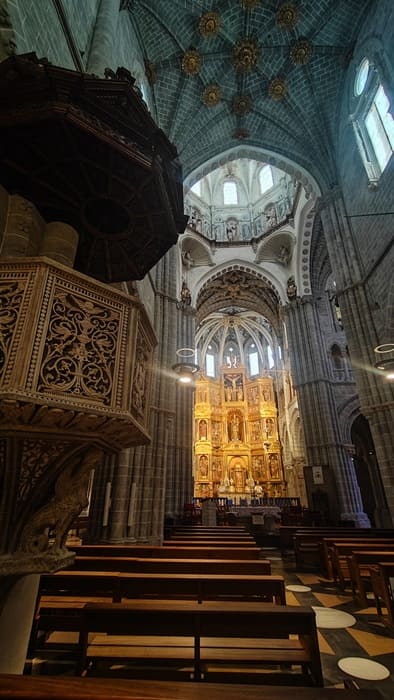 catedral de Tarazona, detalle pulpito policromado