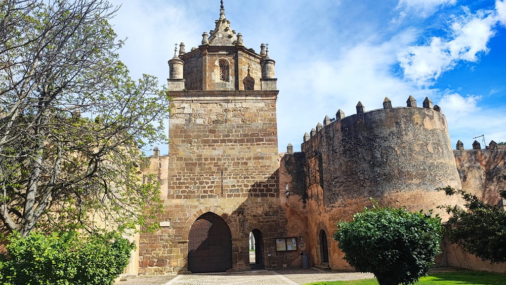 Puerta central delMonasterio de Veruela